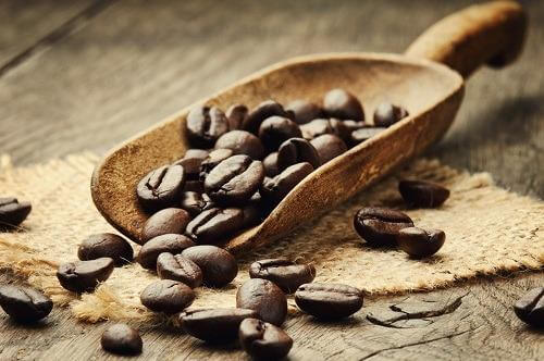 La caféine peut-elle vous aider à mieux reconnaître les notions positives ?