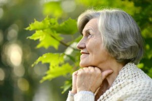 60 conseils de femmes âgées de 60 ans aux jeunes femmes de 30 ans