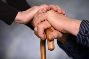 Comment aider ses parents lorsqu'ils vieillissent ?