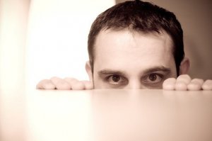 Comment les traqueurs agissent-ils ?