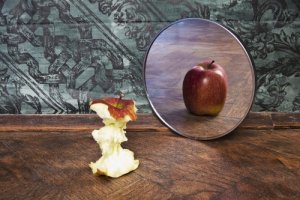 4 signaux qui peuvent vous permettre de démasquer une personne narcissique