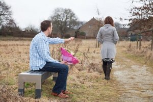 11 attitudes que vous devriez éviter lorsqu'une relation se termine