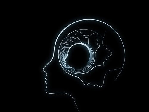 cote-sombre-shutterstock_158157419