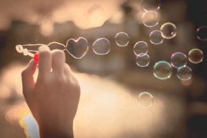 Comment rendre les gens heureux ?