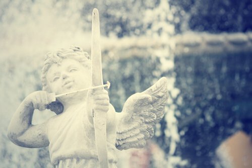 Sculpture-de-Cupidon