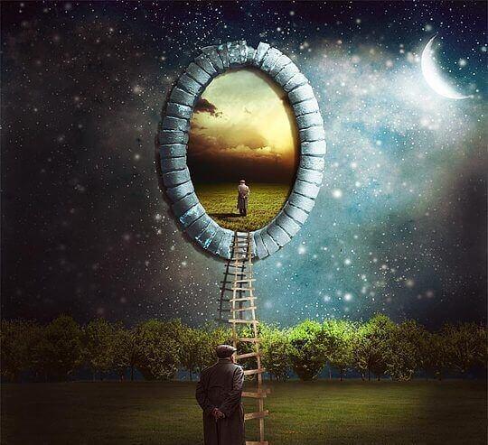 Homme-regardant-dans-le-trou-des-croyances-etranges