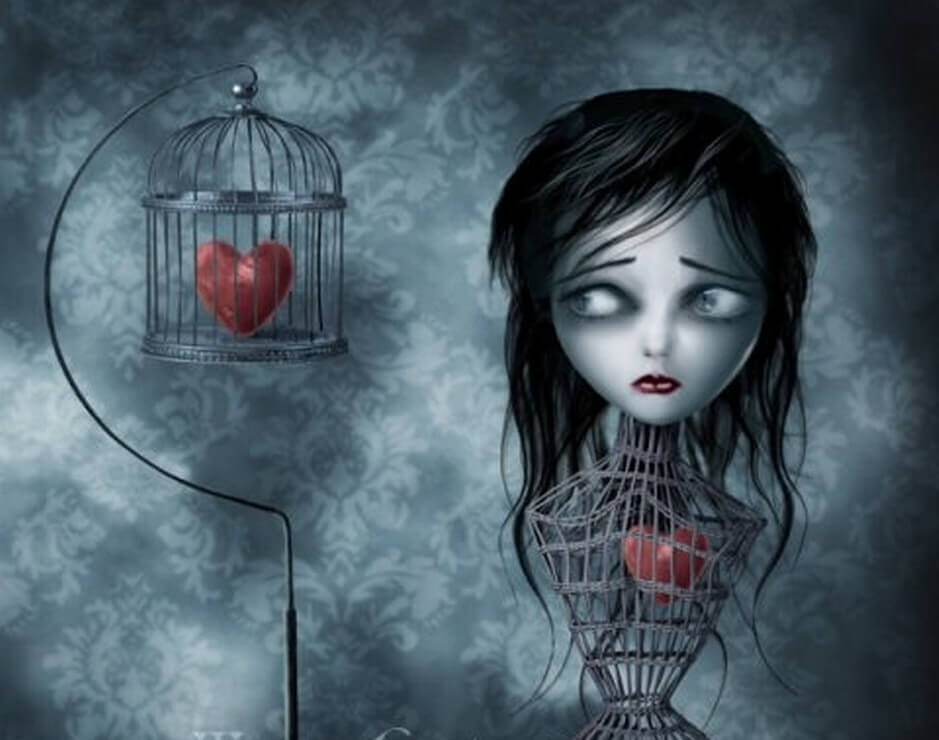 femme coeur en cage