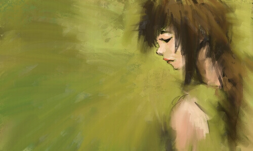 femme regardant vers le sol