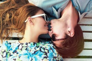 Pourquoi nous embrassons-nous ?