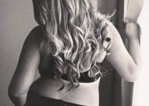 Un homme a envoyé cette lettre à la photographe qui a retouché les photos de sa femme