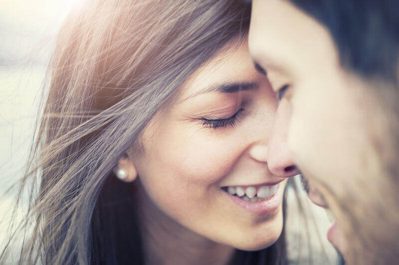 baiser-shutterstock-173770526