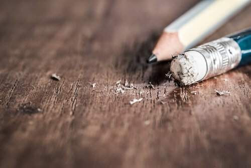 crayon et gomme