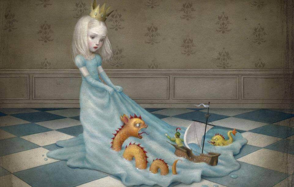 Enfant-avec-couronne-de-princesse-jouets