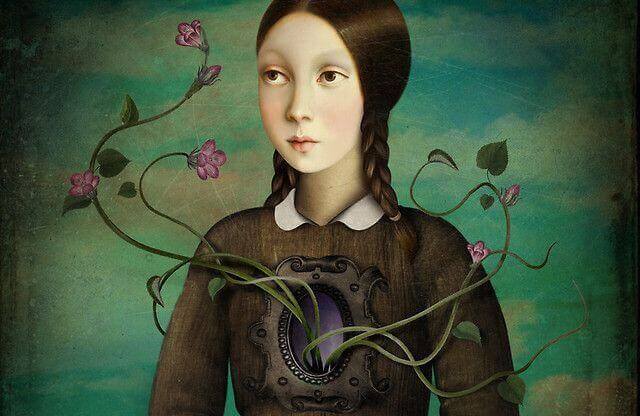 Femme-avec-fleurs-sur-la-poitrine