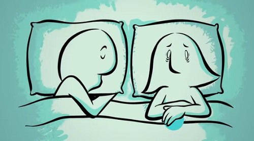 Femme-reveille-dans-le-lit-mari-dormant