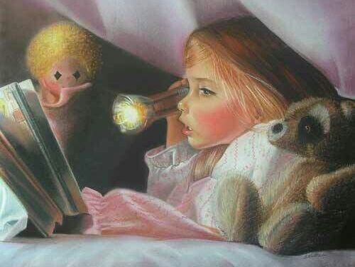 Fille-lisant-sous-le-lit