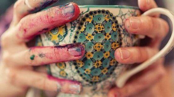 Main-tasse-e1456594732793