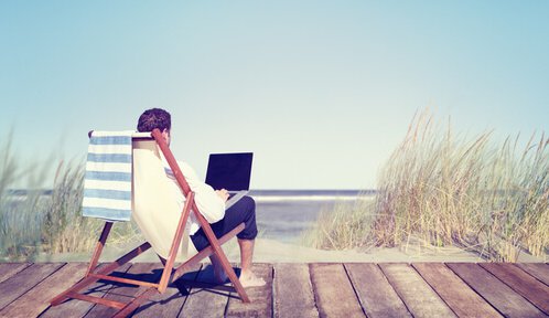relaxation-travail-shutterstock_200690777-e1456594522717