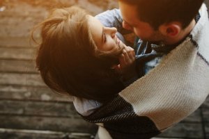 Entretenez l'amour qui protège votre indépendance