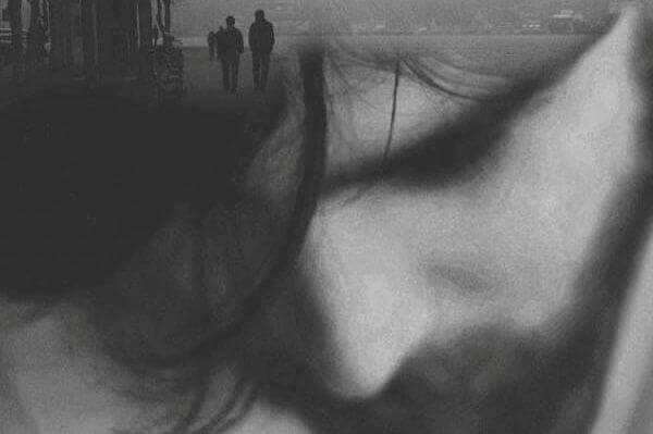 Photo-homme-noir-et-blanc