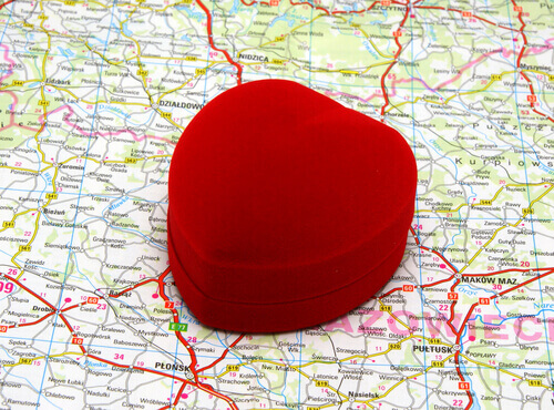 coeur-sur-une-carte