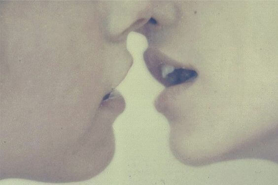 couple-baiser