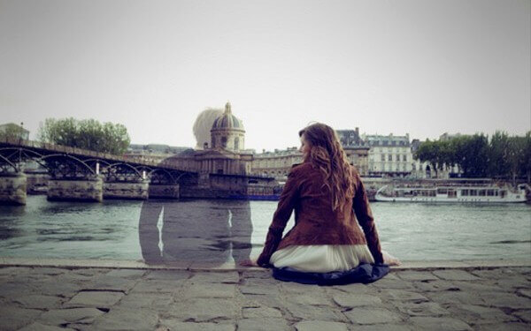 femme-fantome-ami
