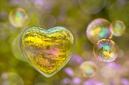 pousse-pousse-savon-forme-de-coeur