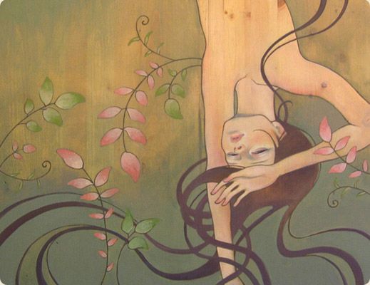 fille-nue-tete-en-bas