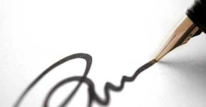 signature-plume