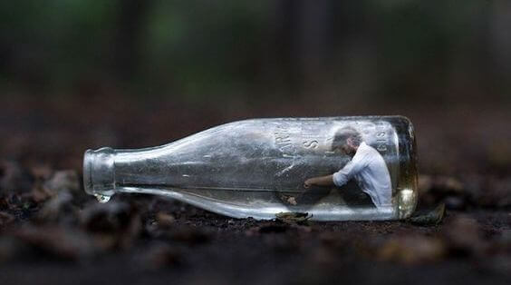 hombre-botella
