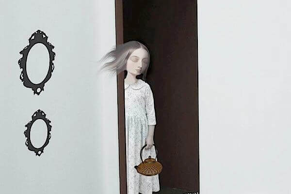 mujer-en-umbral-puerta-representando-la-entrada-a-la-depresion