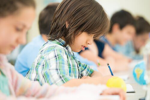 enfants-devoirs