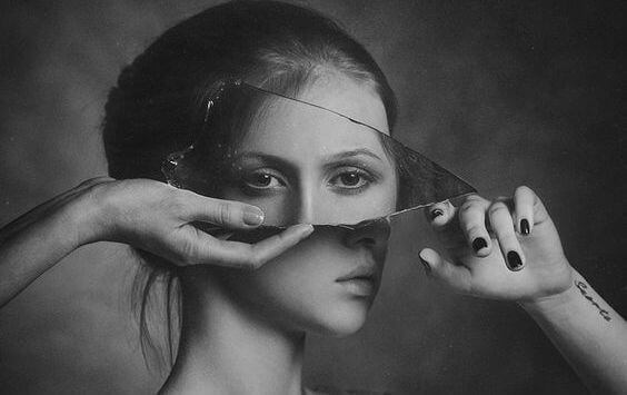 femme-reflet-1