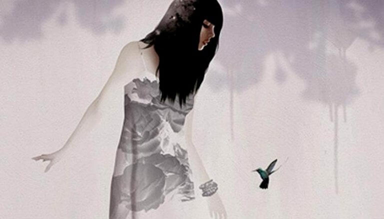 mujer-con-pajaro-768x438