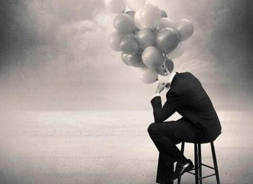hombre-con-globos