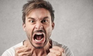 Personne ne nous met en colère, nous nous fâchons nous-mêmes en ne nous contrôlant pas