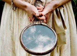 4 caractéristiques des familles toxiques