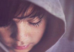 Les enfants ne se perdent pas à l'extérieur, mais bien dans la maison