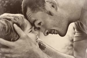 Un père peut jouer plein de rôles, mais ne cesse jamais d'être père