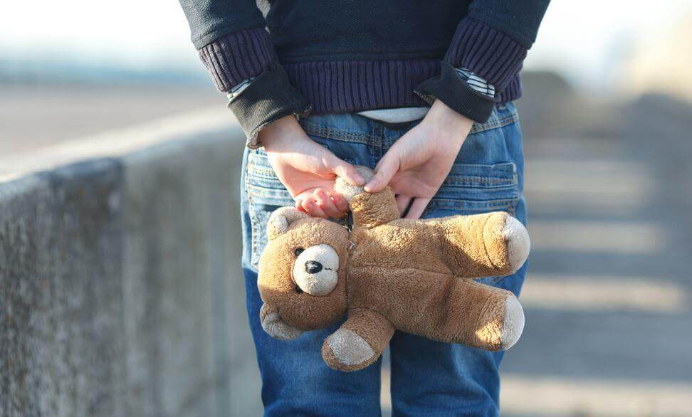 Je ne suis plus cette petite fille à qui tu offrais des pyjamas ours