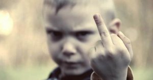 Éduquez des enfants sans limites et ils vous acculeront