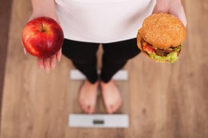 7 techniques psychologiques qui vous aideront à perdre du poids
