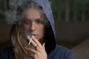 Quel est le rôle de la sensibilité à l'anxiété dans la consommation de tabac ?