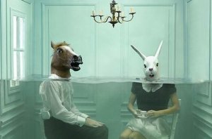 Du cynisme comme posture critique, au cynisme comme attitude insupportable