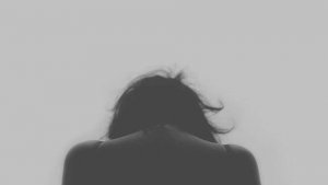 Le suicide, une douleur irréparable pour celleux qui restent