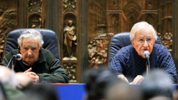 Pepe Mujica et Noam Chomsky