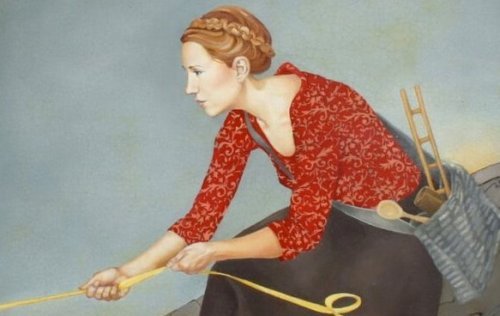 femme qui tire sur une corde