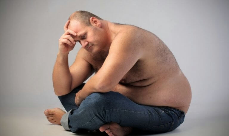 homme en surpoids