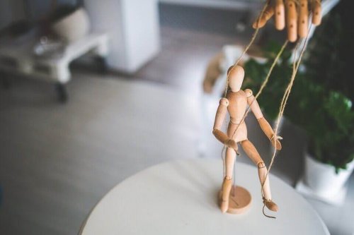 manipulation d'une marionnette